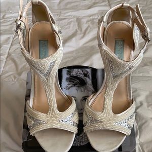 Beaty Johnson Ivory/Silver Bridal Sandle